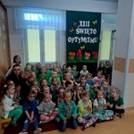 dzieci wykonują zadania.jpg