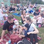 Piknik na trawie (3).jpg
