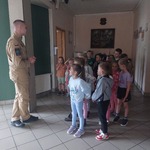 Dzieci w Jednostce Ratowniczo - Gaśniczej Nr 2 w Białymstoku.jpg