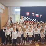 Przygotowania do akcji Szkoła do hymnu próba śpiewu (1).jpg