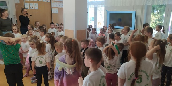 intergracja społeczności przedszkolnej.jpeg