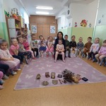 Smerfiki z mamą Agatki.jpg