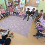 Pani Ela opowiada o swoim zawodzie.jpg