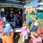 Oglądanie ambulansu od wewnątrz.jpg