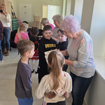 Wręczanie laurek dla Seniorów .jpg