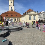 wspólne tańca na Rynku Kościuszki cz.7.JPEG