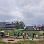 zabawy na placu.jpeg