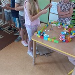 Pajacyki robią zakupy.jpg